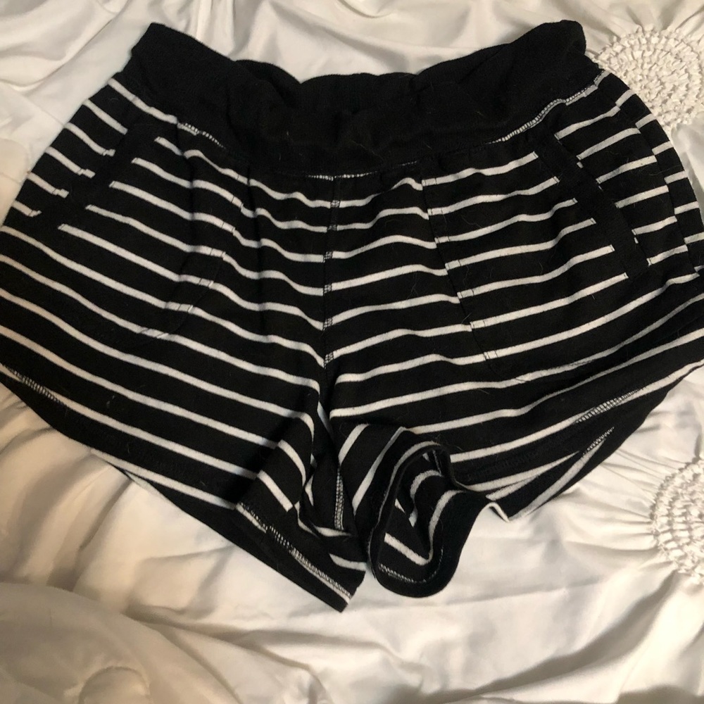 Stripped short shorts
